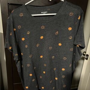 Old Navy Charcoal Tee with Pumpkin Pattern